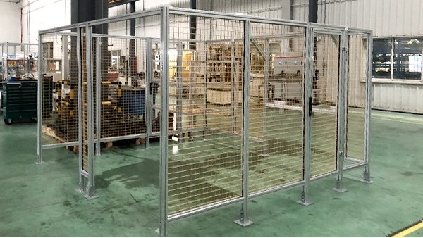 鋁型材圍欄的哪些部件可以定制？