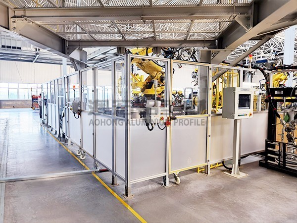 工業(yè)設(shè)備移動防護圍欄 工業(yè)設(shè)備移動防護圍欄